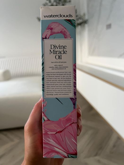 Cudowny olejek Waterclouds Divine Miracle Oil odzywczy do włosów