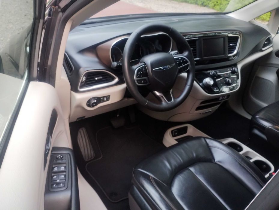 Chrysler Pacifica 2022 38tys.km