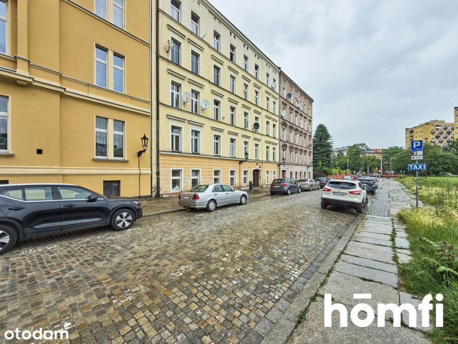 2pok. mieszkanie w kamienicy przy pl. Grunwaldzkim