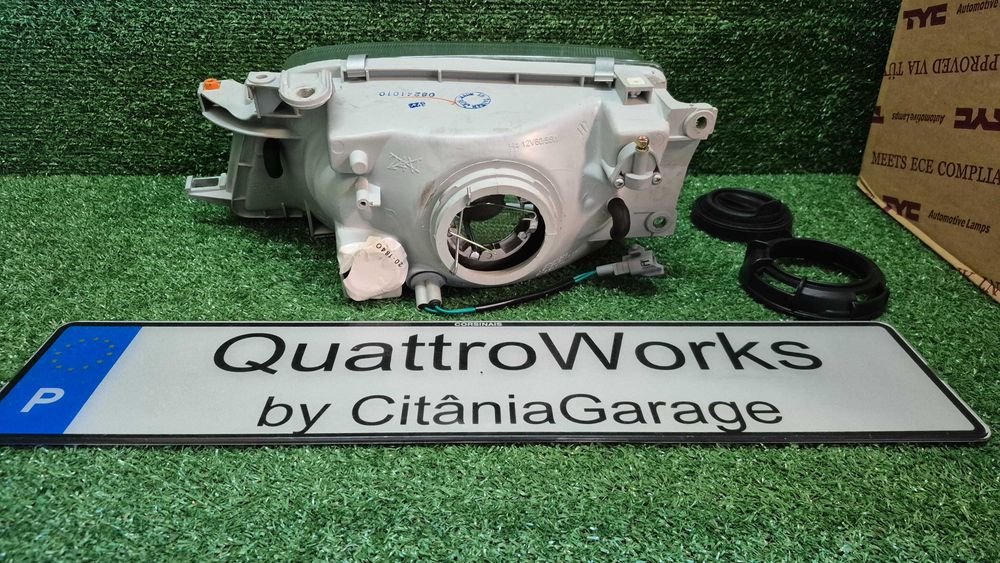 Otica Farol Direito Toyota Carina E T19 1992 a 1995 Ref. 20-A3150-18-2 NOVO TYC