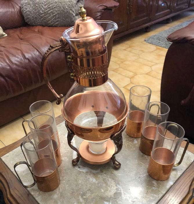 Conjunto garrafa e 6 copos com Suporte em Cobre