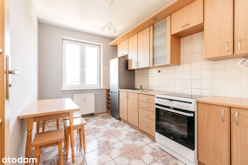Pstrowskiego 60 m2, dwustronne, winda, blok 2001