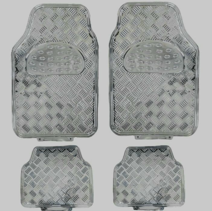 Tapetes Cromados p/ carro  •| NOVOS |•