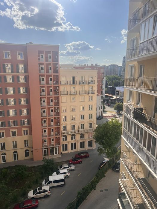 Продам срочно 2 ком кв 63м