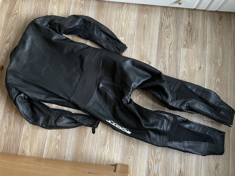 SCOTT. Класний шкіряний мотокостюм.! L розмір