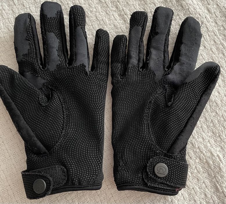 Перчатки для конного спорта