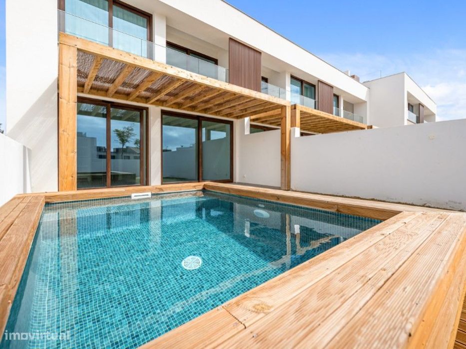 Apartamento 3 quartos, jardim e Piscina Condomínio fechado, Porto Covo