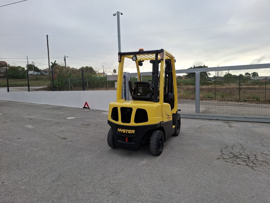 Empilhador hyster 2.5 triplex