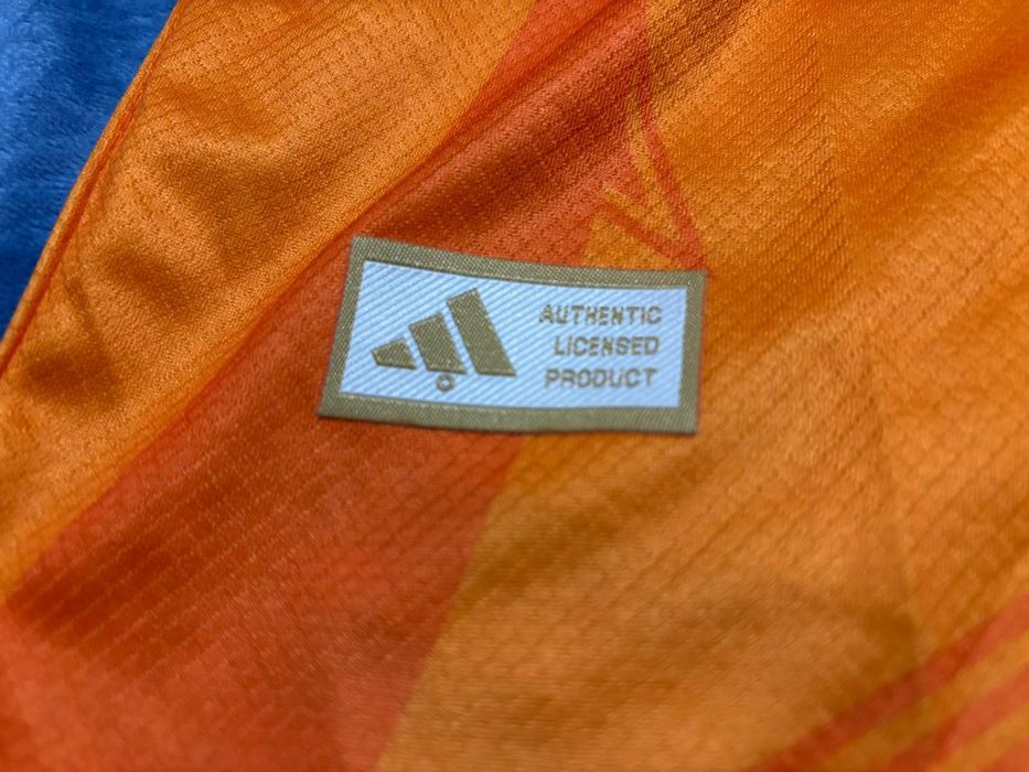 Camisola Real Madrid Laranja