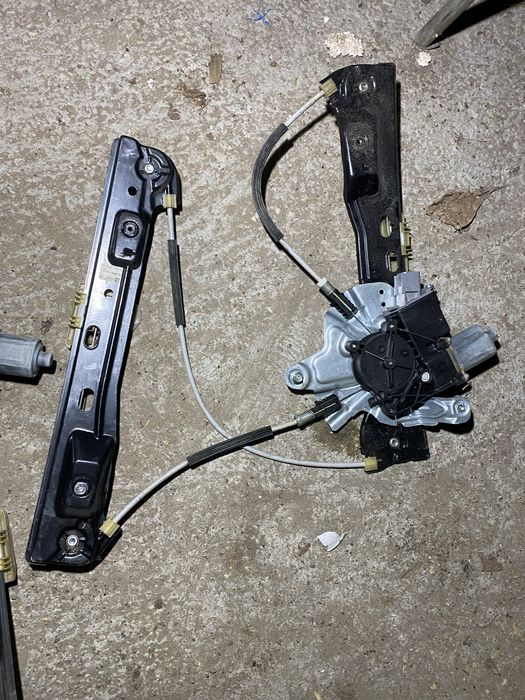 Podnośnik szyby moduł przód tył prawy lewy Opel Insignia A oryg gwar