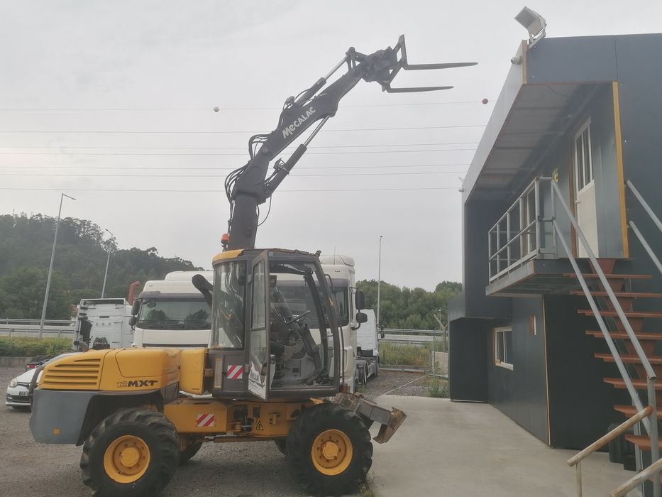 Giratória Mecalac 12MXT