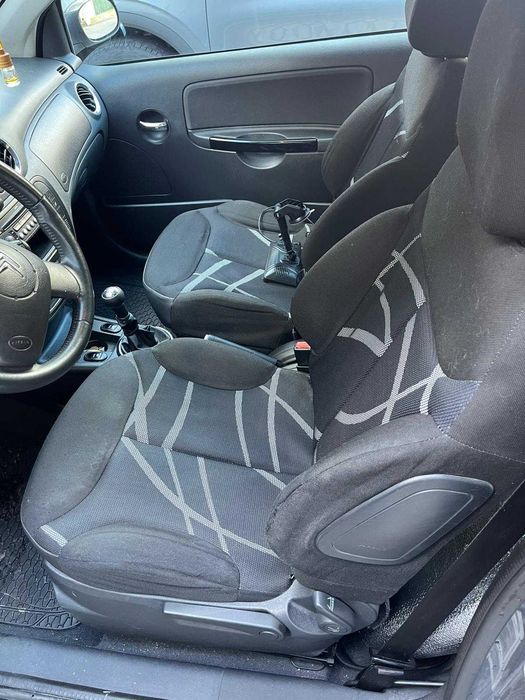 Vende-se Citroen C2 Gasolina, bom estado