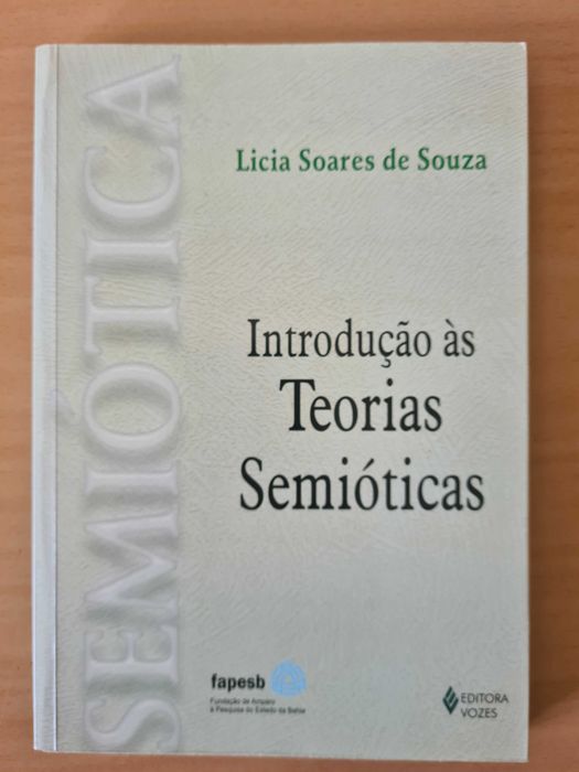Livro "Introdução às Teorias Semióticas" de Licia Soares de Souza