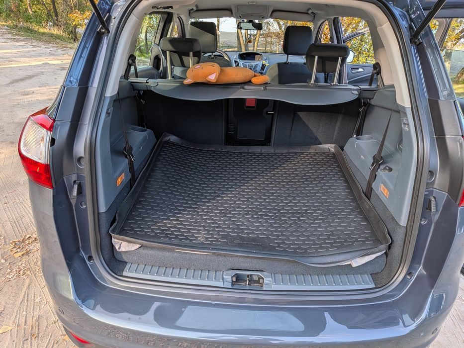 продам автомобіль Ford Cmax 2.0
