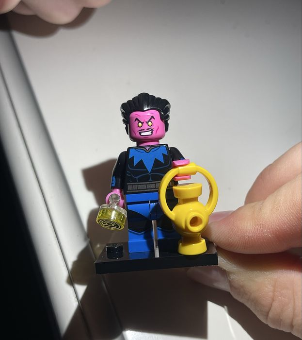 Lego Sinestro, DC Super Heroes Minifigures