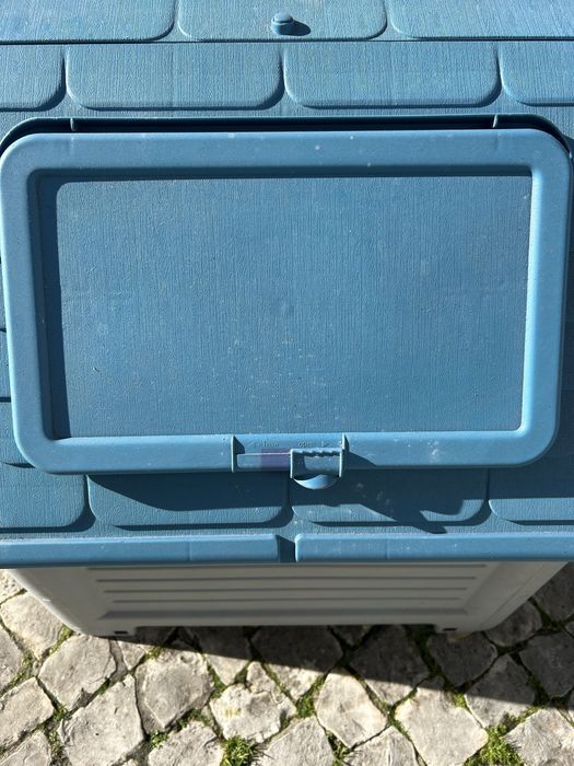 Casota de plástico - Tamanho Médio Grande