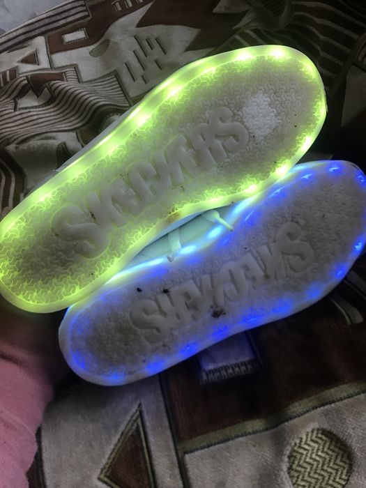 Skechers Energy lights, Ecco зима, Adidas оригінал кросівки