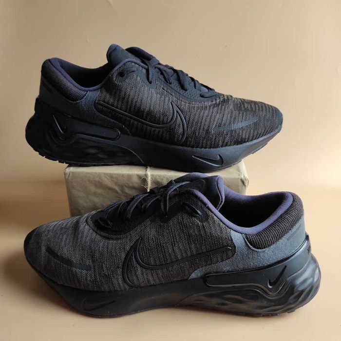 Кросівки найк Nike renew run 4 (DR2677-001)  р.44