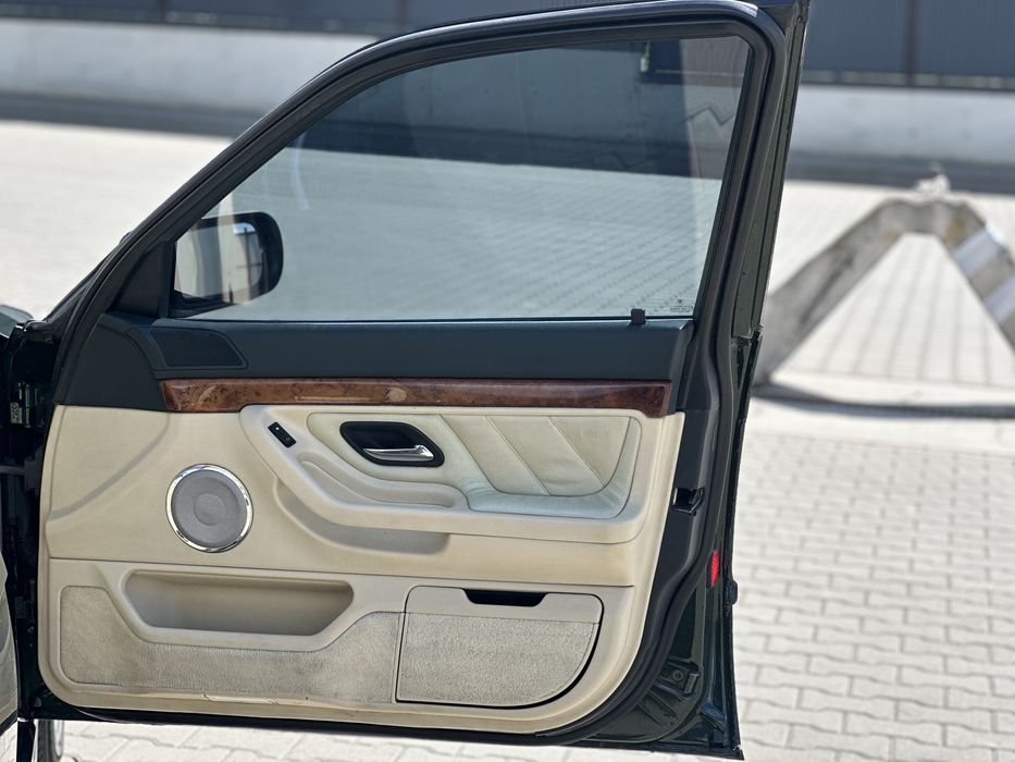 BMW E38 Рест 2001 М67