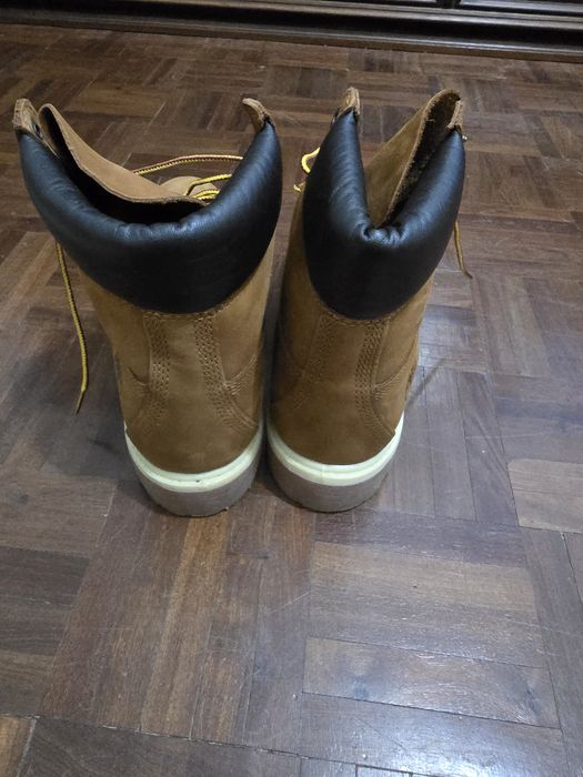 Bota Impermeável Timberland® Premium 6-Inch para Homem em amarelo