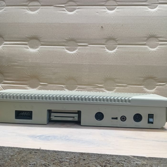 Atari 65XE – klasyk PRL – stan wizualny bdb, nie testowany