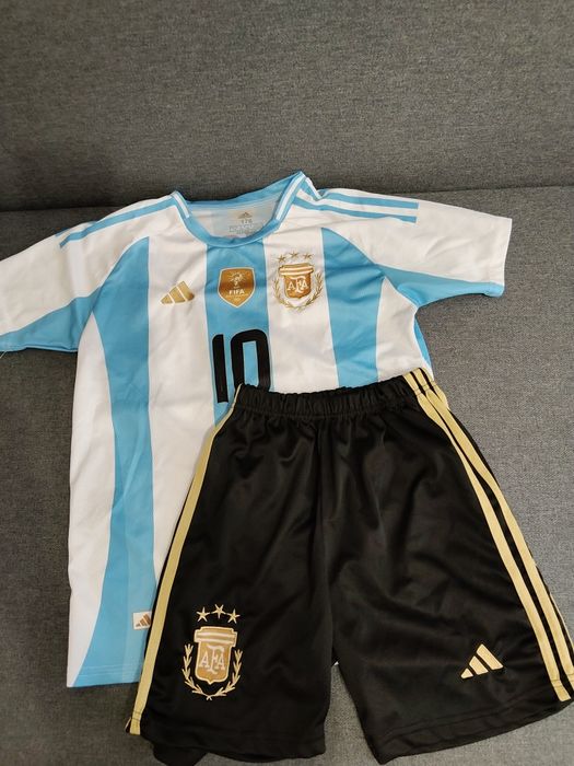 Strój piłkarski 152