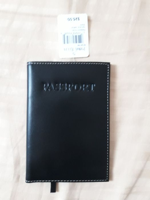Etui na paszport Perry Ellis ze skóry