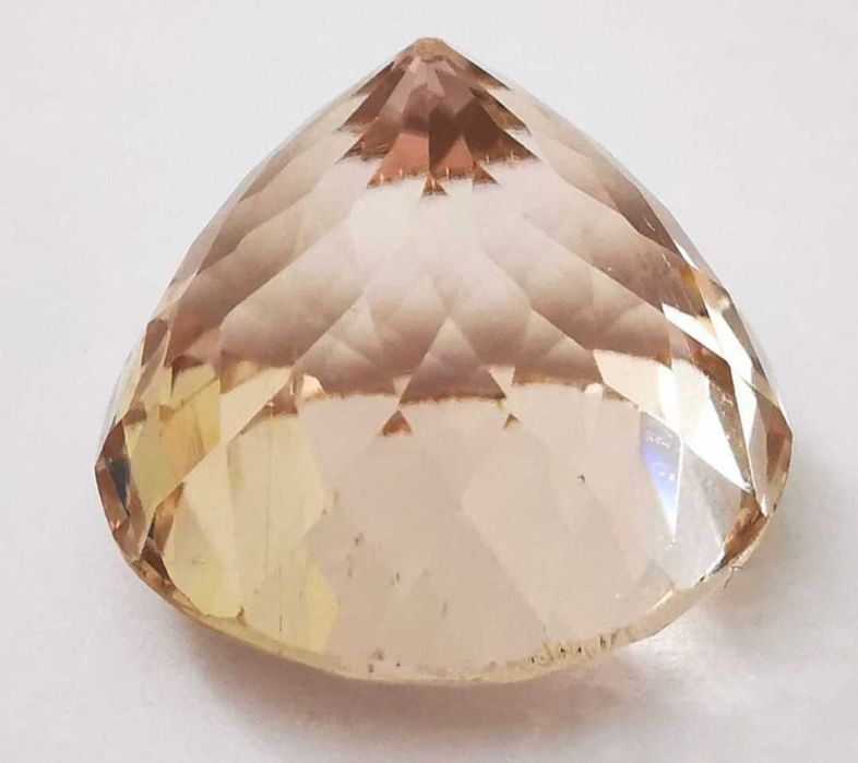 Pedra preciosa Espodumênio 26,01 CT
