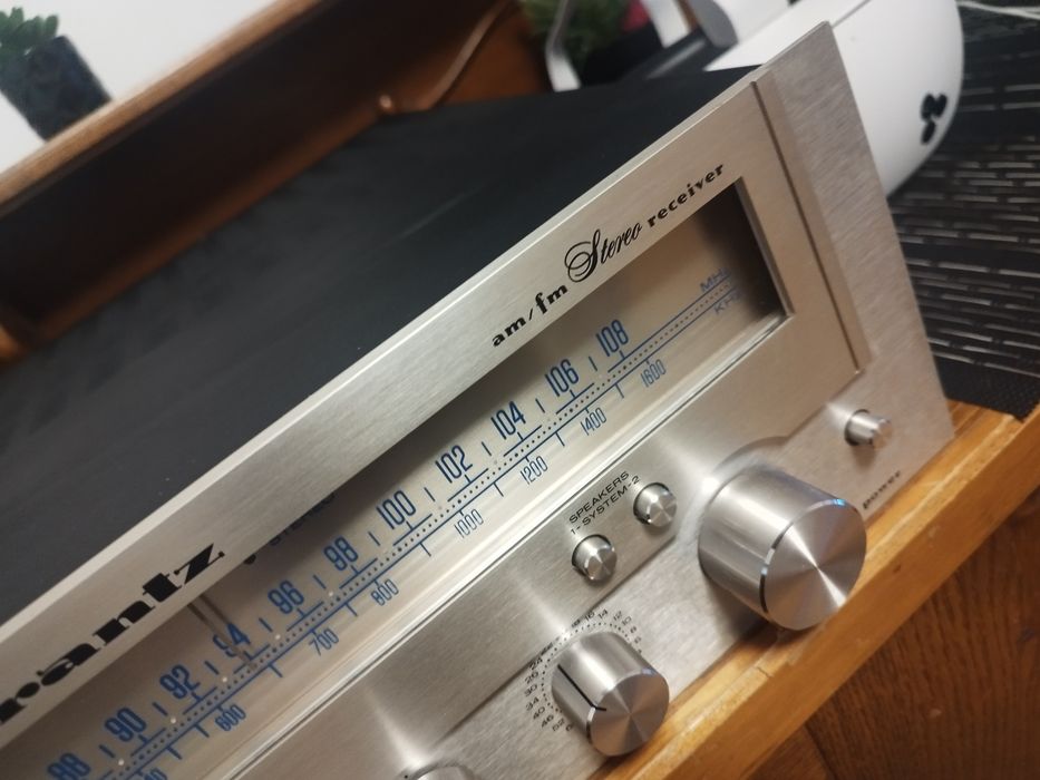 Amplituner Marantz 1530