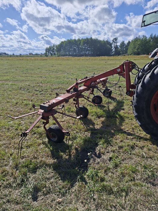 Przetrzasarka do siana fella th 520 hydrualicznie składana