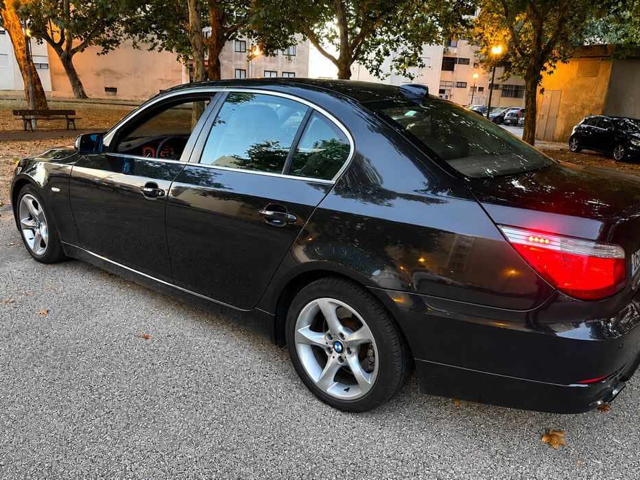 BMW E60 em bom estado