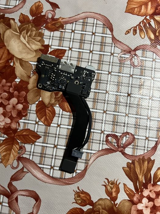 Peças para Macbook air A1369 Ano (2011)