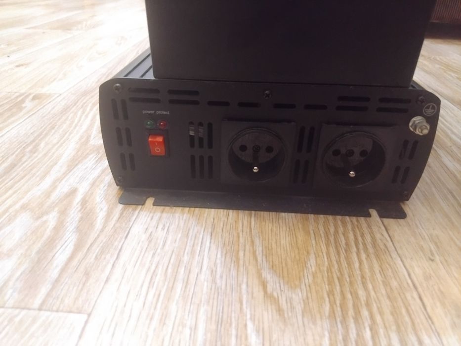 Система резервного живлення, інвертор, аккумулятор, зарядна станція