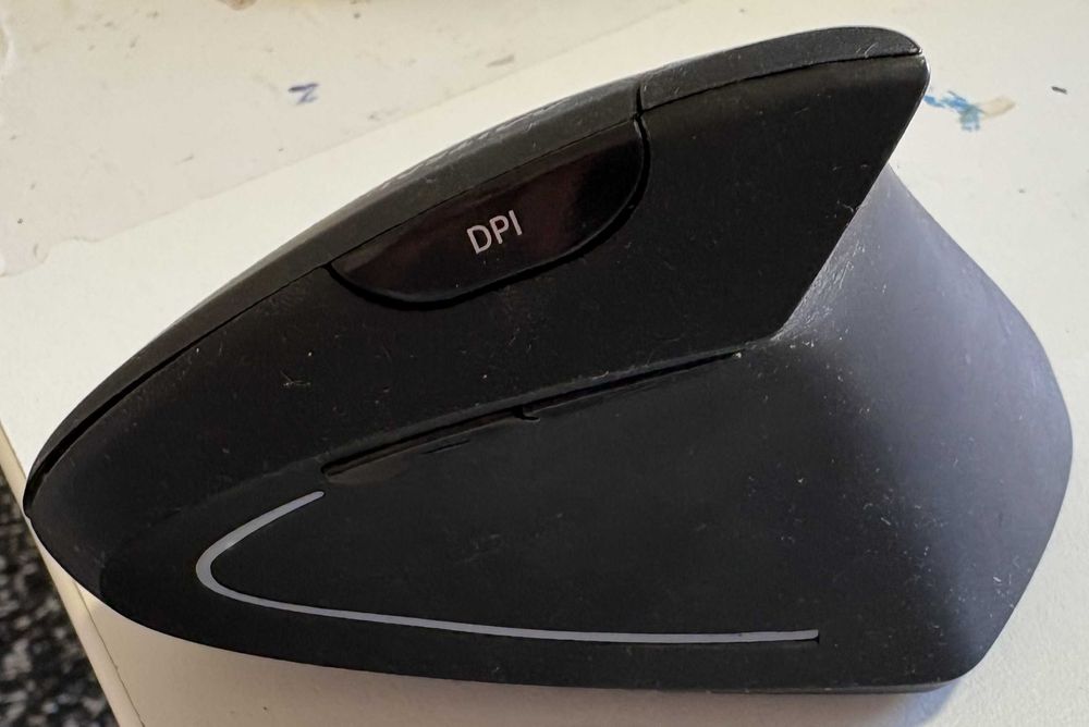 Wireless Ergonomic Mouse - Mitsai - Black447189137815644161