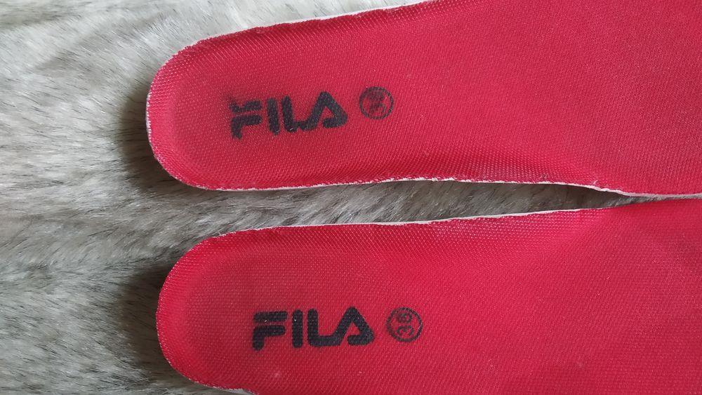 Кроссовки сникерсы FILA 38размер