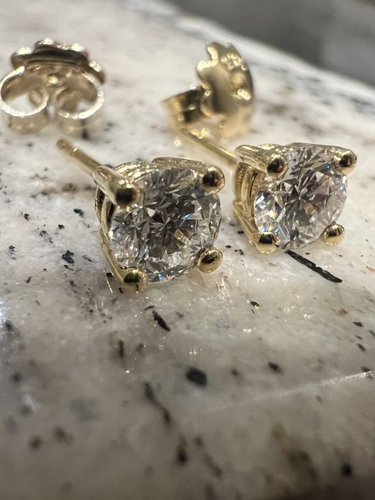 Kolczyki z brylantami 0,81 ct VVS