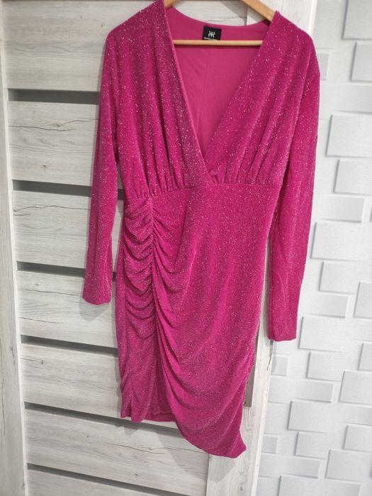 Różowa połyskująca sukienka xl