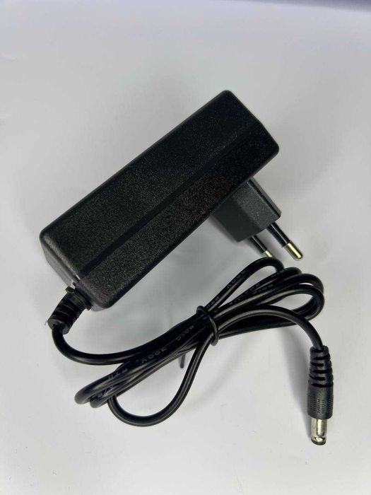Зарядний пристрій для 6S збірки Li-ion, Li-Pol 25.2В 2А