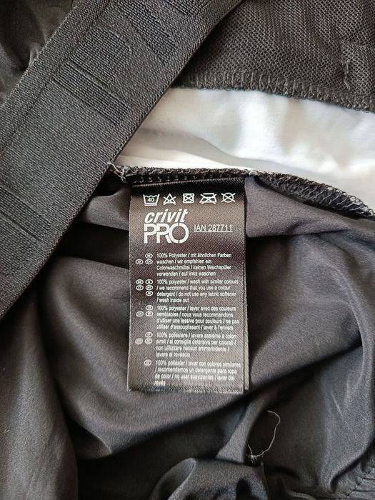 Жіночий спортивний костюм Crivit PRO (куртка та шорти 2-в-1), розмір M 40/42