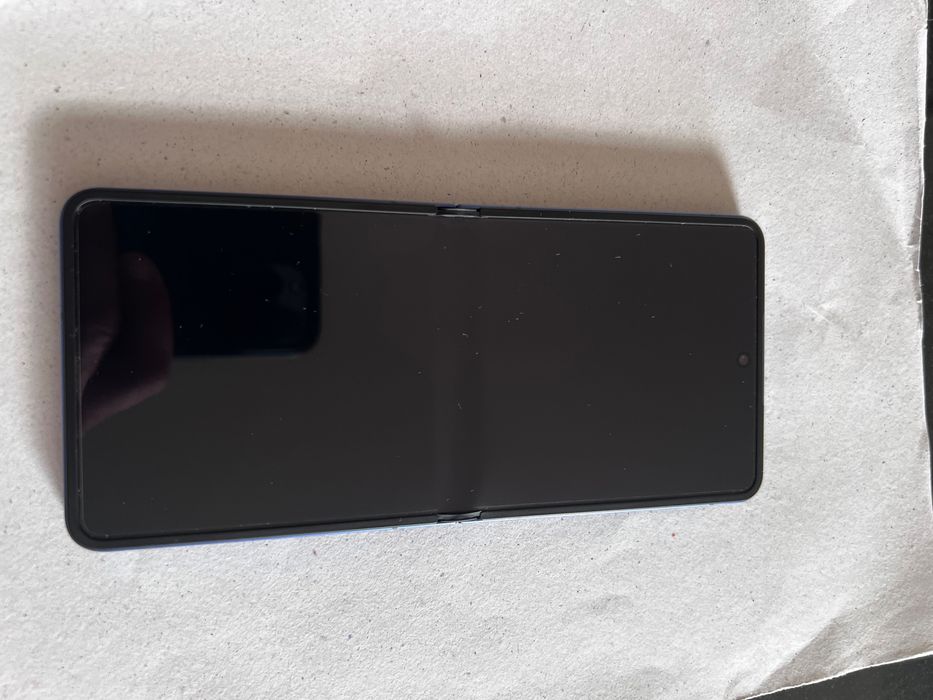 Samsung Galaxy Z Flip7