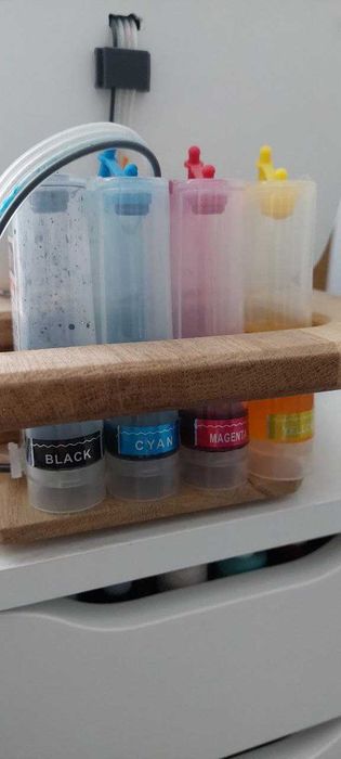 Продам принтер HP DeskJet2720 з СБПЧ, фарбами, катриджами