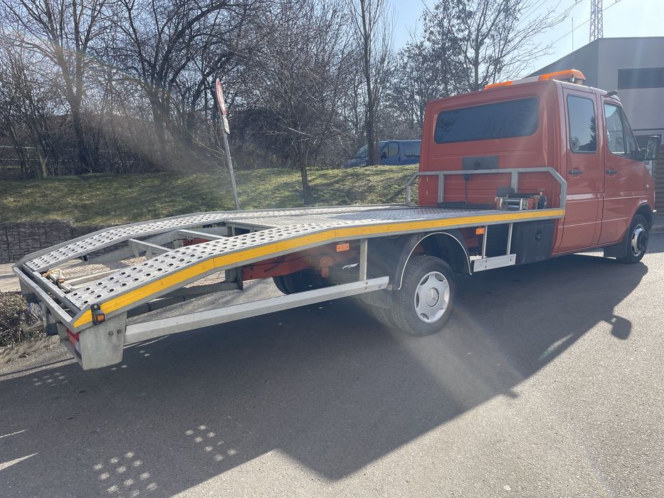 Mercedes Sprinter 412-евакуатор,дубль кабіна