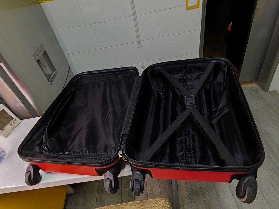 Mala de Viagem SWISS CASE 8kgs