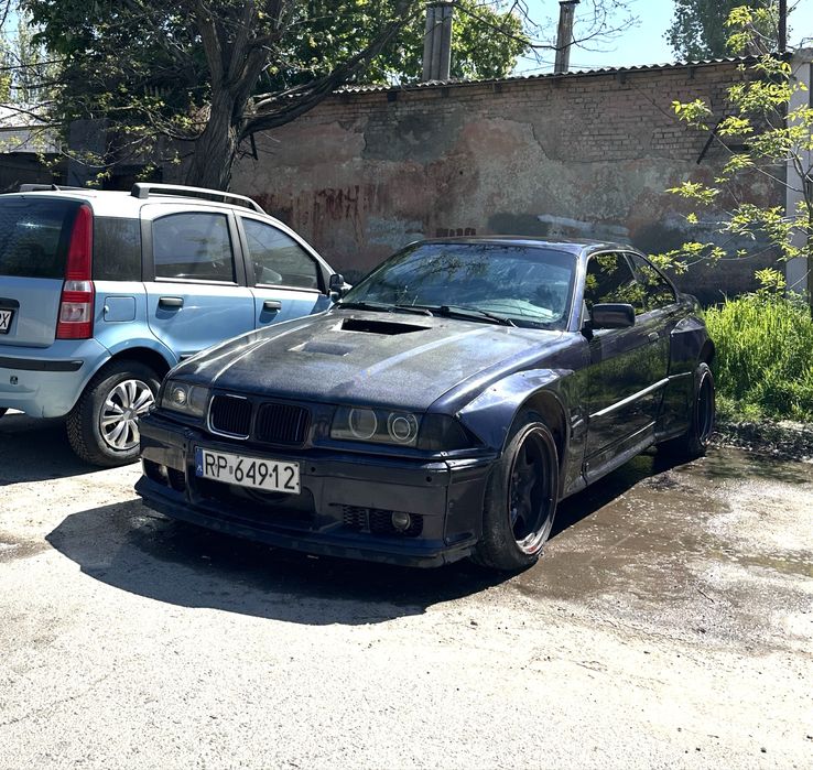 Продам bmw e36 coupe купе 2.8