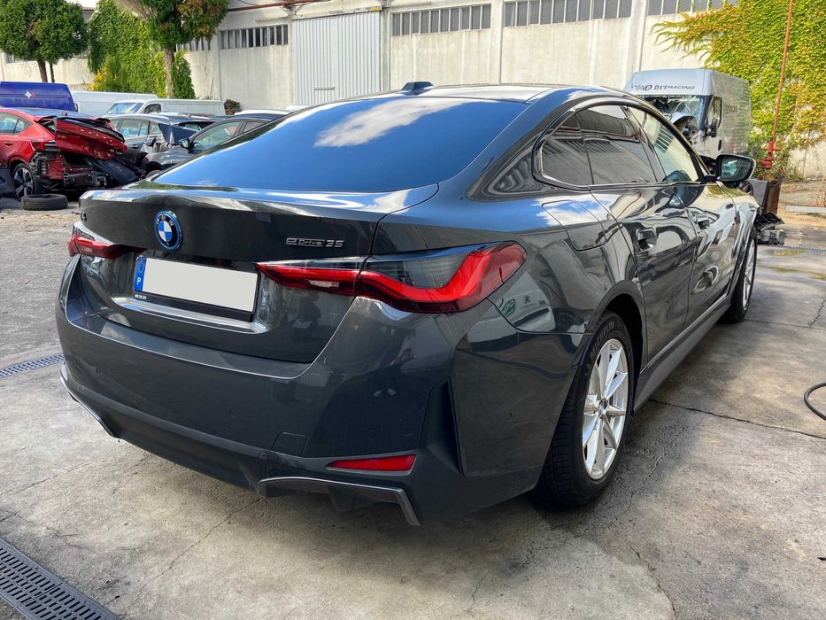 Salvado BMW I4 eDrive35 286cv 2024 | 25.409 Km