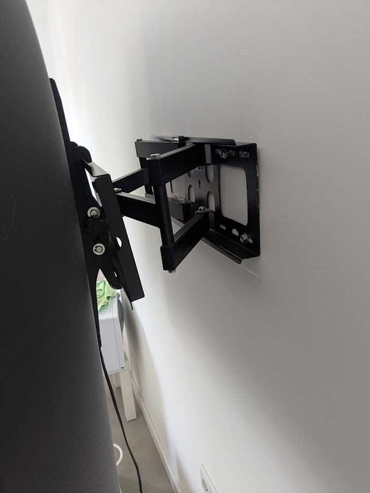 Suporte de parede articulado para TV