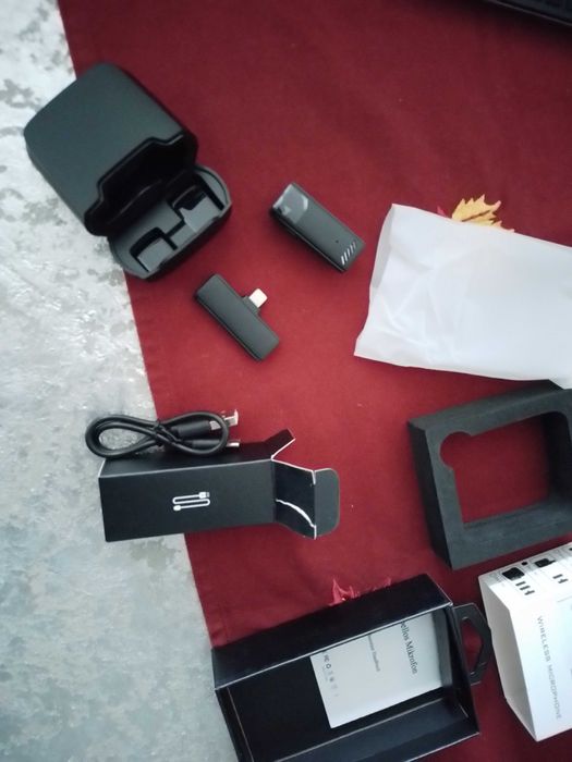 Bezprzewodowy mikrofon krawatkowy do IPhone