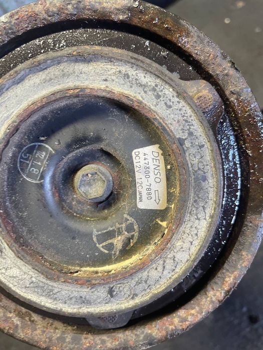 Компресор кондиціонера 447200 4962 land rover 4.6 ланд ровер