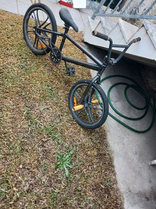 Bicicleta  bmx usada