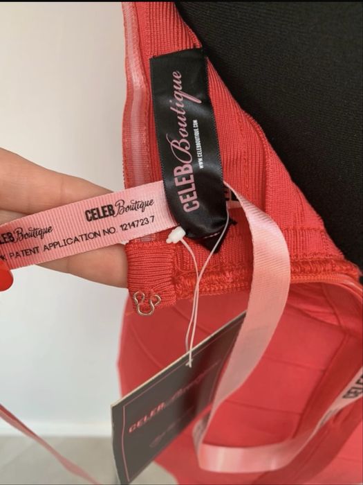 Bandażowa sukienka czerwona herve leger